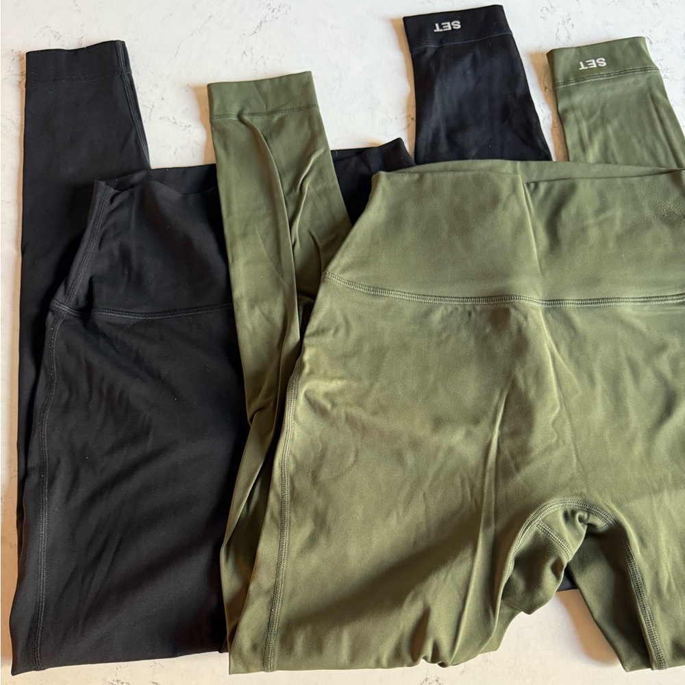 SET Active Black and Olive Green Leggings